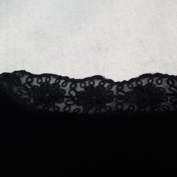 The Territory Ahead Elegant Top: L & Forwear N.Y. Black Skirt: XL, 2 pc Set - Picture 7 of 13